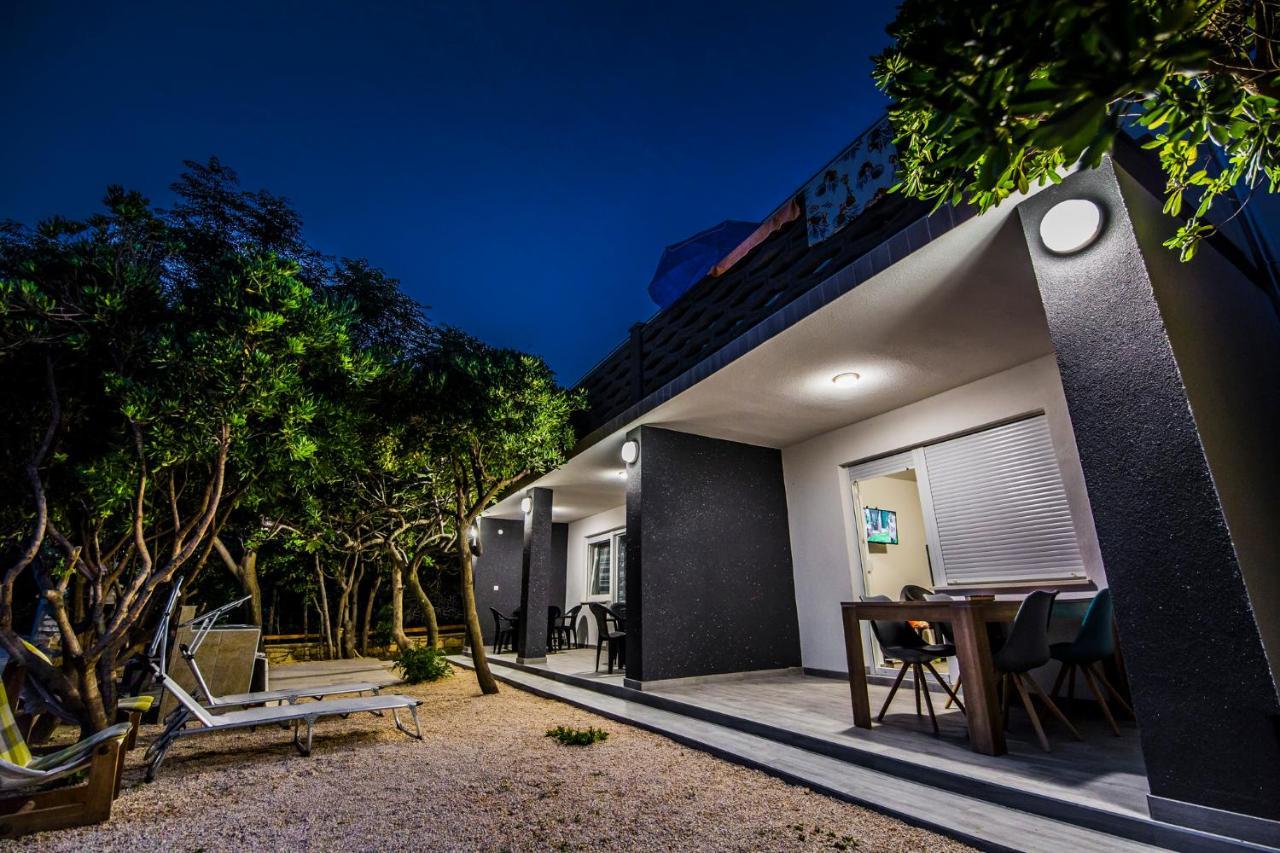 פג Apartmani Mabele מראה חיצוני תמונה