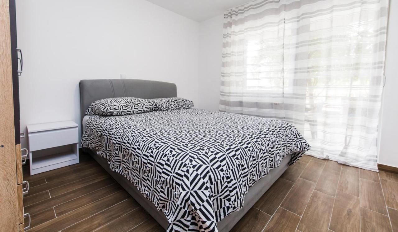 פג Apartmani Mabele מראה חיצוני תמונה