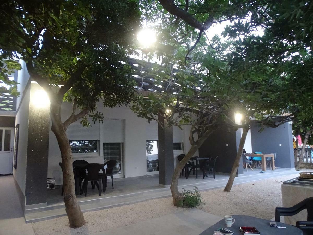פג Apartmani Mabele מראה חיצוני תמונה